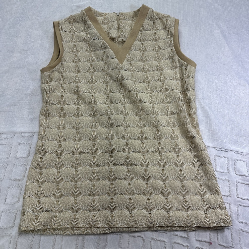 VTG‎ Sears Fashion Beige Gold Metallic Knit Shell Top V-Neck Sleeveless 60s 70s